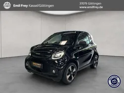 Schwarz Gebraucht 2024 Smart ForTwo Electric Drive Passion Exclusive Coupé | 16.850 € (Fairer Preis)