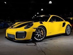 Gelb Gebraucht 2018 Porsche 911 GT2 RS Coupé | 425.991 €
