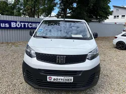 Weiß Gebraucht 2022 Fiat Scudo Van / Kleinbus | 22.990 € (Fairer Preis)