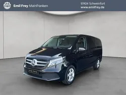Schwarz Gebraucht 2023 Mercedes V220 Van / Kleinbus | 51.900 € (Etwas zu teuer)