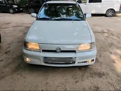 Weiß Gebraucht 1994 Opel Astra Kleinwagen | 9.999 €