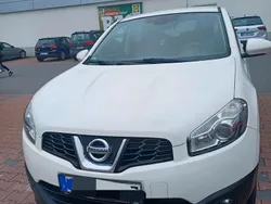 Weiß Gebraucht 2013 Nissan Qashqai SUV | 6.500 € (Fairer Preis)