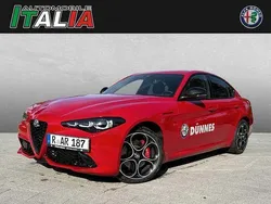 Rot Gebraucht 2023 Alfa Romeo Giulia Competizione Limousine | 49.999 € (Teuer)
