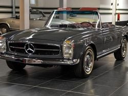 Grau Gebraucht 1966 Mercedes W113 Cabrio | 64.800 €