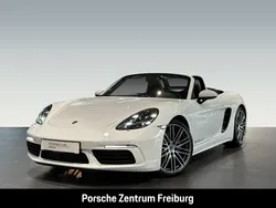 Weiß Gebraucht 2023 Porsche 718 Boxster Cabrio | 73.680 € (Fairer Preis)