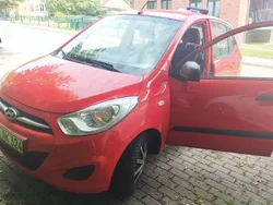 Rot Gebraucht 2011 Hyundai i10 Classic Kleinwagen | 1.800 € (Guter Preis)