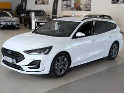 Frostweiß Gebraucht 2024 Ford Focus ST-Line Kombi | 27.450 € (Fairer Preis)