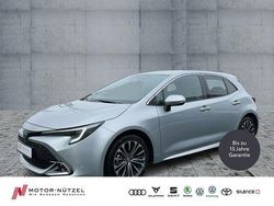 Silber Gebraucht 2023 Toyota Corolla Team Limousine | 22.990 € (Guter Preis)