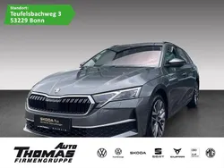 Graphitegrau metallic Gebraucht 2024 Skoda Octavia Selection Kombi | 35.880 € (Fairer Preis)