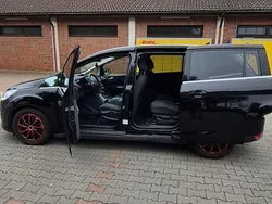 Schwarz Gebraucht 2012 Ford Grand C-Max Ambiente Van / Kleinbus | 6.700 € (Etwas zu teuer)