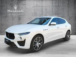 Weiß Gebraucht 2020 Maserati Levante SUV | 55.221 € (Superpreis)