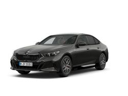 Grau Gebraucht 2025 BMW 550e M Sport Limousine | 70.984 € (Guter Preis)