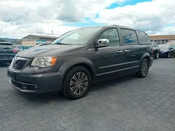 Grau Gebraucht 2015 Lancia Voyager S Van / Kleinbus | 9.790 € (Etwas zu teuer)