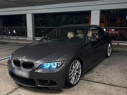 Braun Gebraucht 2009 BMW 335 Cabriolet Performance Cabrio | 15.999 €