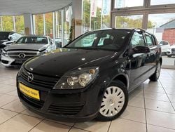 Schwarz Gebraucht 2005 Opel Astra Basis Kombi | 2.990 € (Etwas zu teuer)