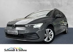 Mondsteingrau Gebraucht 2021 VW Golf VIII Life Kombi | 19.996 € (Fairer Preis)