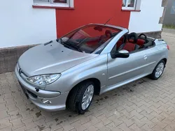 Silber Gebraucht 2005 Peugeot 206 CC Cabrio | 650 € (Guter Preis)