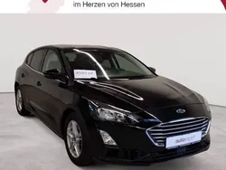 Schwarz Gebraucht 2021 Ford Focus Cool & Connect Limousine | 17.589 € (Superpreis)