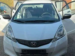 Weiß Gebraucht 2011 Honda Jazz Kleinwagen | 5.900 € (Fairer Preis)