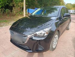 Schwarz Gebraucht 2018 Mazda 2 Limousine | 8.800 € (Superpreis)