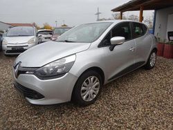 Grau Gebraucht 2014 Renault Clio IV Expression Kleinwagen | 3.700 € (Fairer Preis)