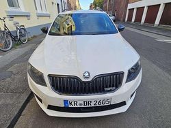 Weiß Gebraucht 2014 Skoda Octavia RS Kombi | 11.350 € (Fairer Preis)