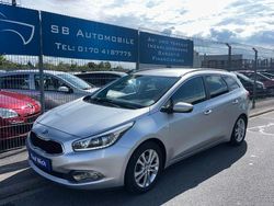 Silber Gebraucht 2013 Kia Ceed Edition 7 Limousine | 7.990 € (Etwas zu teuer)