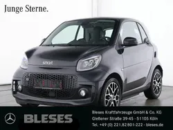 Schwarz Gebraucht 2023 Smart ForTwo Electric Drive Prime Exclusive Coupé | 17.400 € (Etwas zu teuer)