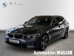 Grau Gebraucht 2021 BMW 330 Sport Line Kombi | 33.450 € (Fairer Preis)