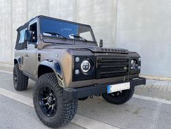Beige Gebraucht 1994 Land Rover Defender SUV | 54.900 €