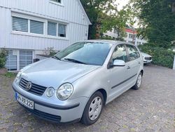 Silber Gebraucht 2003 VW Polo Basis Limousine | 2.250 € (Fairer Preis)