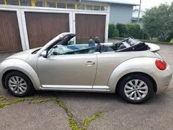 Silber Gebraucht 2013 VW Beetle Cabrio | 9.750 €
