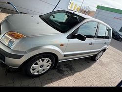 Silber Gebraucht 2009 Ford Fusion Kleinwagen | 2.250 € (Teuer)