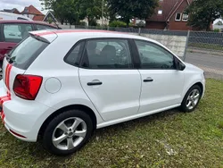 Weiß Gebraucht 2014 VW Polo Trendline Limousine | 3.600 € (Etwas zu teuer)