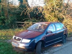 Blau Gebraucht 2003 Skoda Fabia Comfort Kombi | 1.300 € (Fairer Preis)