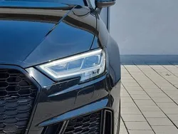 Mythosschwarz metallic Gebraucht 2020 Audi RS3 Sport Kleinwagen | 39.999 €