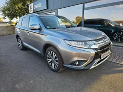 Grau Gebraucht 2020 Mitsubishi Outlander Diamant Edition SUV | 20.890 € (Fairer Preis)