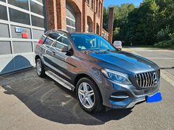 Grau Gebraucht 2016 Mercedes GLE250 SUV | 26.000 € (Guter Preis)