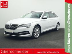 Weiss Gebraucht 2022 Skoda Superb Ambition Kombi | 25.950 € (Superpreis)