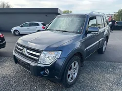 Grau Gebraucht 2007 Mitsubishi Pajero Invite SUV | 5.100 €