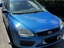 Blau Gebraucht 2005 Ford Focus Trend Kombi | 1.300 € (Fairer Preis)
