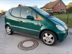 Grau Gebraucht 1998 Mercedes A140 Classic Van / Kleinbus | 750 € (Superpreis)
