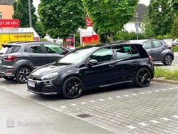 Schwarz Gebraucht 2011 VW Golf VI R Limousine | 15.990 €