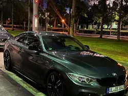 Grau Gebraucht 2013 BMW 420 Coupé | 19.500 €