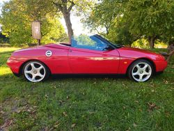 Rot Gebraucht 1996 Alfa Romeo Spider Lusso Cabrio | 8.000 €