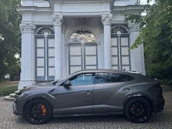 Grau Gebraucht 2022 Lamborghini Urus SUV | 219.000 € (Fairer Preis)