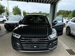 Grau Gebraucht 2019 Audi Q5 S-Line SUV | 34.500 €