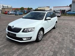 Laserweiss Gebraucht 2015 Skoda Octavia Ambition Kombi | 6.999 € (Superpreis)
