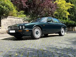 Grün Gebraucht 1998 Jaguar XJ8 Limousine | 8.500 € (Fairer Preis)