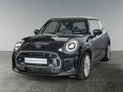 Schwarz Gebraucht 2022 Mini Cooper SE Kleinwagen | 17.885 € (Fairer Preis)